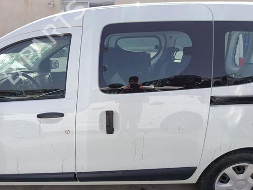 Used Left slide door Left slide door DACIA DOKKER Box Body/MPV 1.5 dCi 75 / Blue dCi 75 (FEJW, FEAH) (75 hp) 33941048 33941048