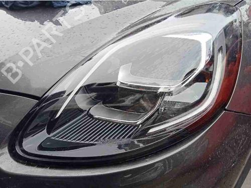 left-headlight-ford-puma-j2k-cf7-2019-40097969 main image