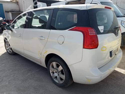 Right taillight PEUGEOT 5008 (0U_, 0E_) 1.6 HDi | BP27235414C35 