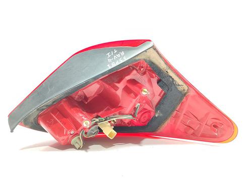 Left taillight TOYOTA RAV 4 III (_A3_) 2.2 D 4WD (ALA30_, ALA30R) | BP17724670C34 