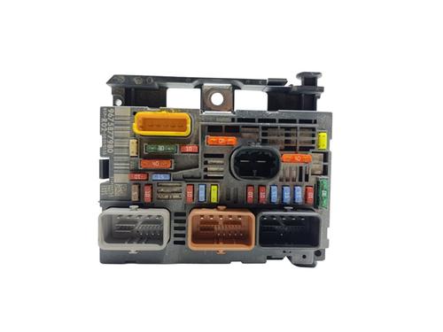 Used Electronic module PEUGEOT 5008 (0U_, 0E_) 1.6 HDi (112 hp) 28584235