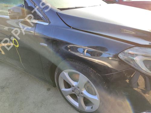 Used Right front fenders MERCEDES-BENZ B-CLASS Sports Tourer (W246, W242) [2011-2018]  23954876