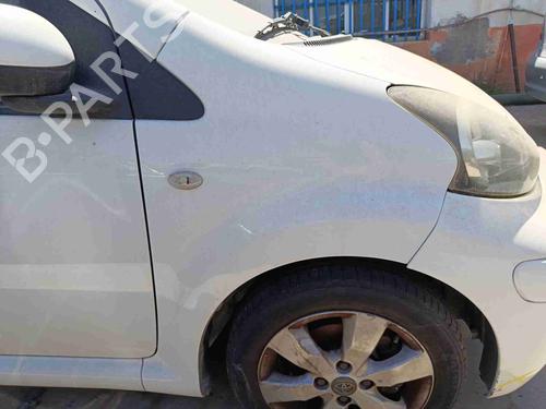 Used Right front fenders Right front fenders 38093102 38093102