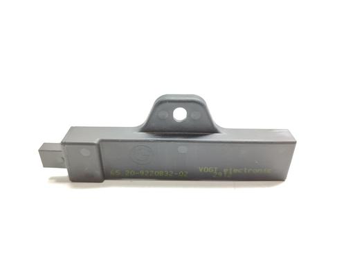 Used Antenna/Base BMW 5 (F10) 520 d (184 hp) 17464590