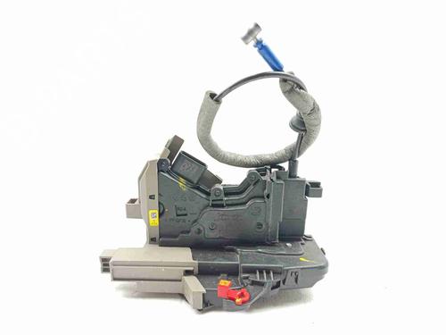 rear-right-lock-kia-xceed-cd-2019-35813225 main image