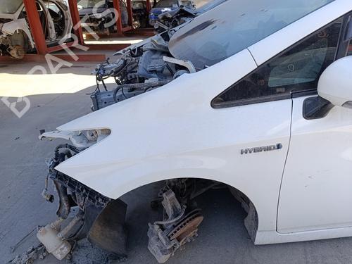 Used Left front fenders TOYOTA PRIUS (_W3_) 1.8 Hybrid (ZVW3_) (99 hp) 29062442