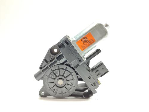 Used Right rear window motor HYUNDAI i30 (GD) [2011-2025]  16891356