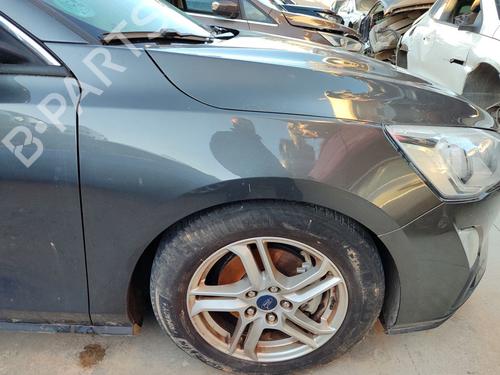 Used Right front fenders FORD FOCUS IV (HN) [2018-2025]  23401271
