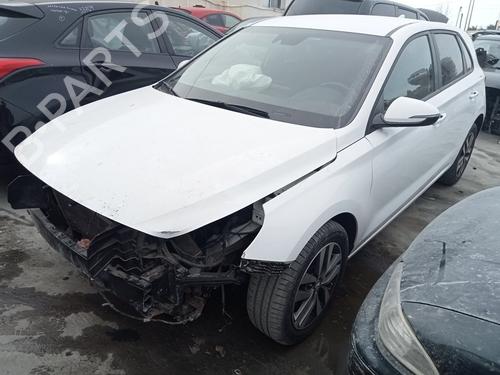 Left tailgate light HYUNDAI i30 (PDE, PD, PDEN) 1.6 CRDi | BP18143545C79