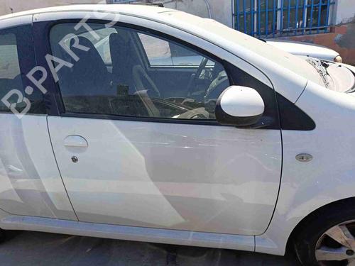 Used Right front door Right front door 38093105 38093105