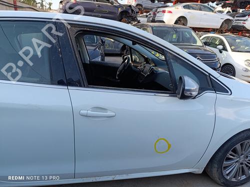 Used Right front door PEUGEOT 208 I (CA_, CC_) [2012-2021]  23945886