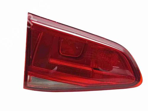 right-tailgate-light-vw-golf-vii-5g1-bq1-be1-be2-2012-2013-2014-2015-2016-2017-2018-2019-2020-2021-37294180 main image