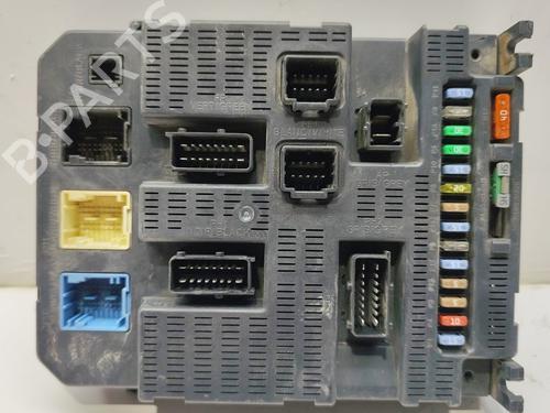 Used Fuse box CITROËN C4 I (LC_) [2004-2014]  31339584