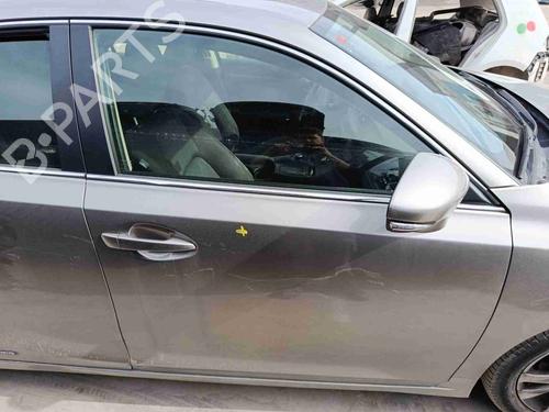 Used Right front door Right front door LEXUS CT (ZWA10_) 200h (ZWA10_) (99 hp) 40295615 40295615