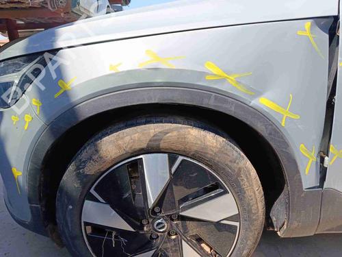Parafango anteriore sinistro Parafango anteriore sinistro VOLVO C40 (539) Recharge (238 hp) 37025090 37025090