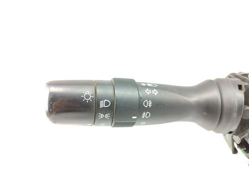 Headlight switch TOYOTA YARIS (_P13_) 1.4 D (NLP130_, NLP130) | BP16513727I24 