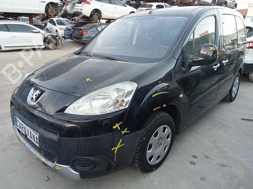 Left slide door PEUGEOT PARTNER Box Body/MPV 1.6 HDi | BP30467855C74 