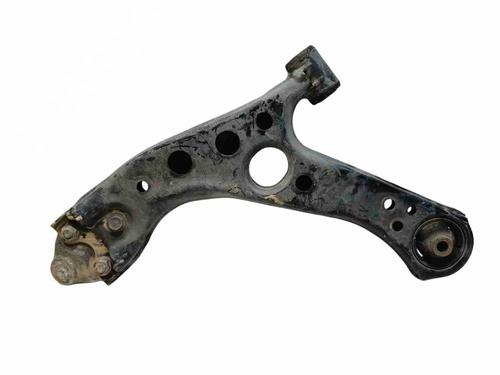 Used Right front suspension arm Right front suspension arm 38932000 38932000