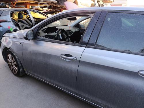 Used Left front door PEUGEOT 308 II (LB_, LP_, LW_, LH_, L3_) [2013-2021]  28813972