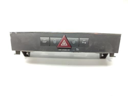 Used Warning switch MERCEDES-BENZ SLK (R171) 200 Kompressor (171.445) (184 hp) 16508696
