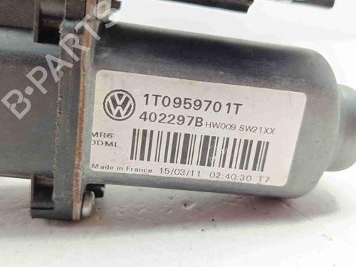 Left front window motor VW TOURAN (1T3) | BP36499333E21 - Image 4