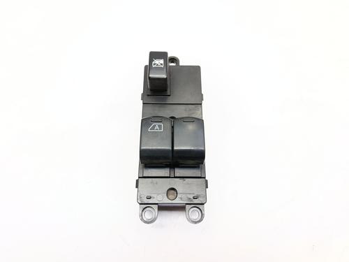 Used Left front window switch RENAULT LAGUNA III (BT0/1) 2.0 dCi (BT01, BT08, BT09, BT0E, BT0K, BT12, BT1C, BT1D,... (150 hp) 32385082