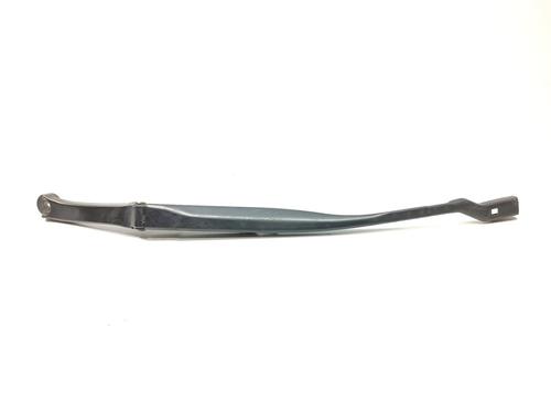 Used Front windshield wiper arm MASERATI LEVANTE SUV (M161) 3.0 D Q4 (275 hp) 18945563