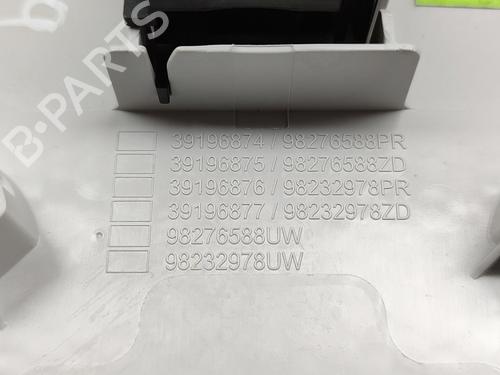 Interior roof light CITROËN C4 III (BA_, BB_, BC_) 1.2 PureTech 130 (BAHNSA, BAHNSB) | BP29967477I8