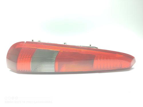 Used Left taillight FORD FIESTA V (JH_, JD_) 1.4 TDCi (68 hp) 18134706