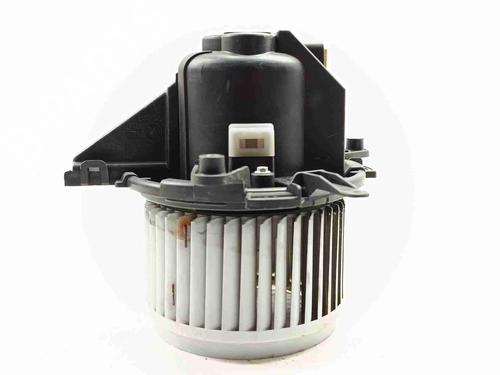 Used Heater blower motor Heater blower motor PEUGEOT 5008 II (MC_, MJ_, MR_, M4_) 1.6 BlueHDi 120 (MCBHZH, MCBHZW) (120 hp) 36160186 36160186