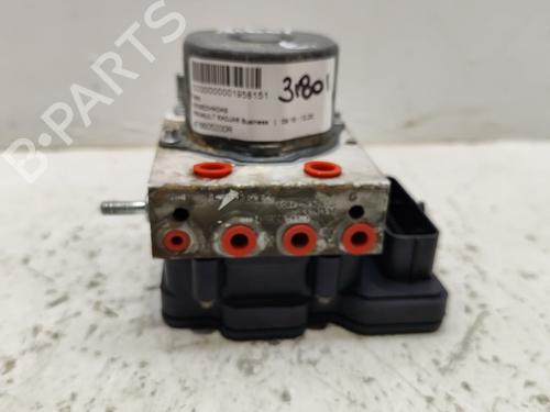 Used ABS pump RENAULT KADJAR (HA_, HL_) 1.5 BLUE dCi 115 (HLA6) (116 hp) 25437764