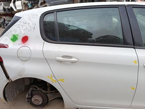 Used Right rear door Right rear door 32704981 32704981