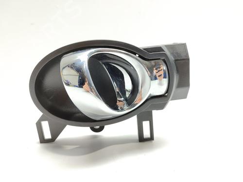 Høyre foran invendig håndtak NISSAN JUKE (F15) 1.5 dCi (110 hp) 18740843