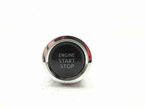 switch-toyota-auris-_e18_-2012-2013-2014-2015-2016-2017-2018-2019-37027305 main image