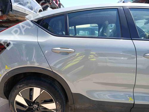 Used Right rear door Right rear door 37025093 37025093