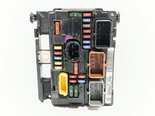 Used Fuse box PEUGEOT 207 (WA_, WC_) [2006-2015]  32385090
