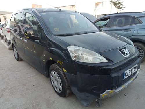 Left slide door PEUGEOT PARTNER Box Body/MPV 1.6 HDi | BP30467855C74 