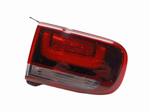 left-tailgate-light-citroen-c4-cactus-2014-40010175 main image