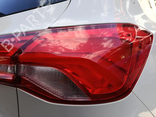right-taillight-ford-focus-iv-hn-2018-35949373 main image