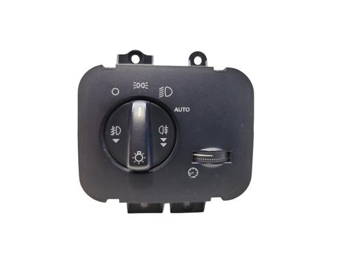 Used Headlight switch LAND ROVER DISCOVERY III (L319) 2.7 TD 4x4 (190 hp) 30527422