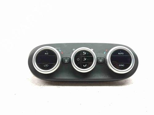 climate-control-fiat-500x-334_-2014-38012979 main image