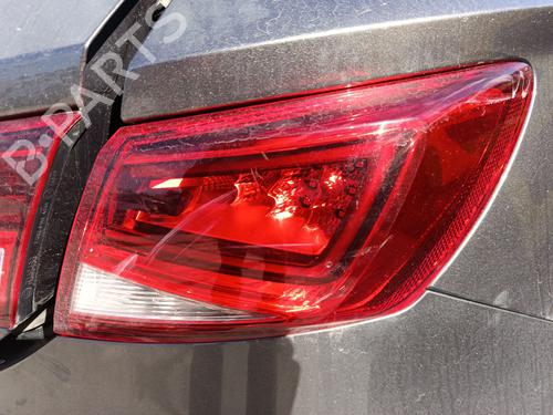 Used Right taillight SEAT LEON (5F1) 1.6 TDI (105 hp) 33182871