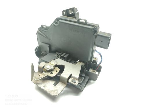 Used Front right lock AUDI A4 B6 (8E2) 2.0 (130 hp) 16587772