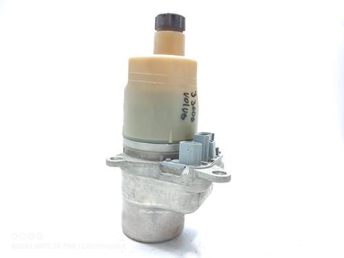 Used Steering pump Steering pump VOLVO S40 II (544) 2.0 D (136 hp) 19485136 19485136