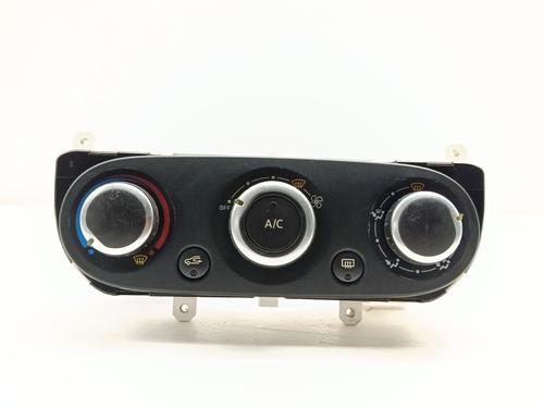 climate-control-renault-clio-iv-bh_-2012-2013-2014-2015-2016-2017-2018-2019-2020-2021-33705090 main image