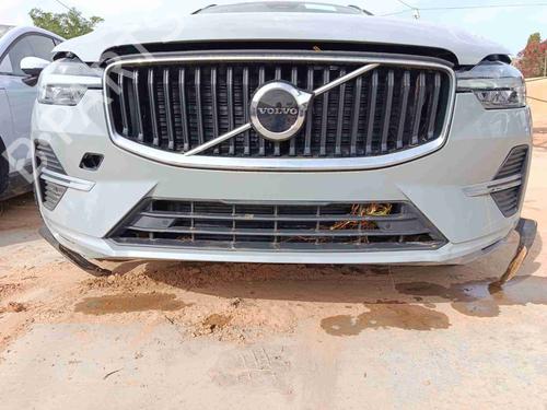 Used Front bumper Front bumper VOLVO XC60 II (246) B4 Mild-Hybrid (197 hp) 36700011 36700011