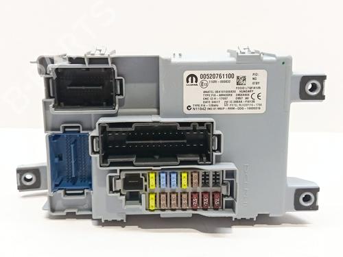 fuse-box-fiat-doblo-cargo-263_-2010-32385100 main image