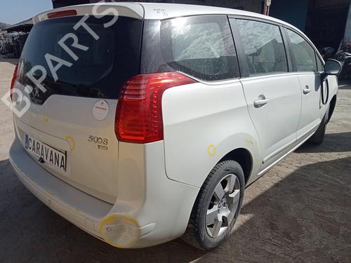 Right taillight PEUGEOT 5008 (0U_, 0E_) 1.6 HDi | BP27235414C35 