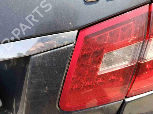 Feu de coffre droit Feu de coffre droit MERCEDES-BENZ E-CLASS (W212) E 220 CDI / BlueTEC (212.001, 212.002) (170 hp) 36255539 36255539
