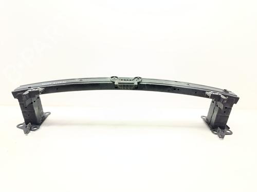 front-bumper-reinforcement-renault-megane-iv-hatchback-b9amn_-2015-33619240 main image